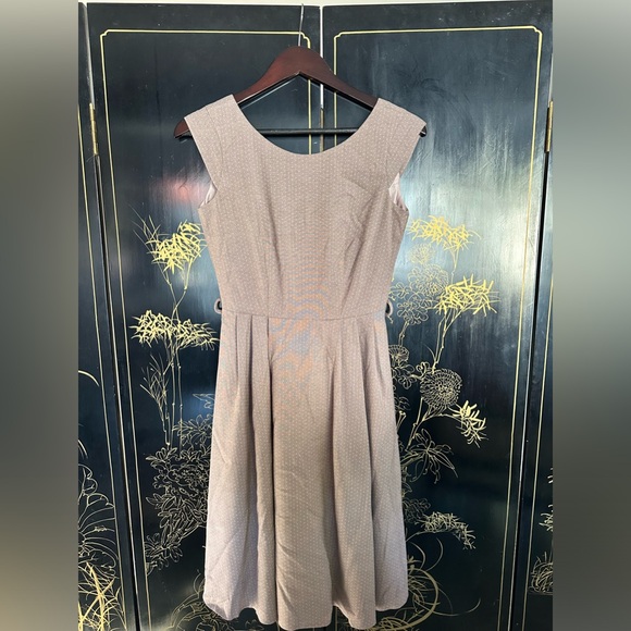 Grey dress - Picture 1 of 2